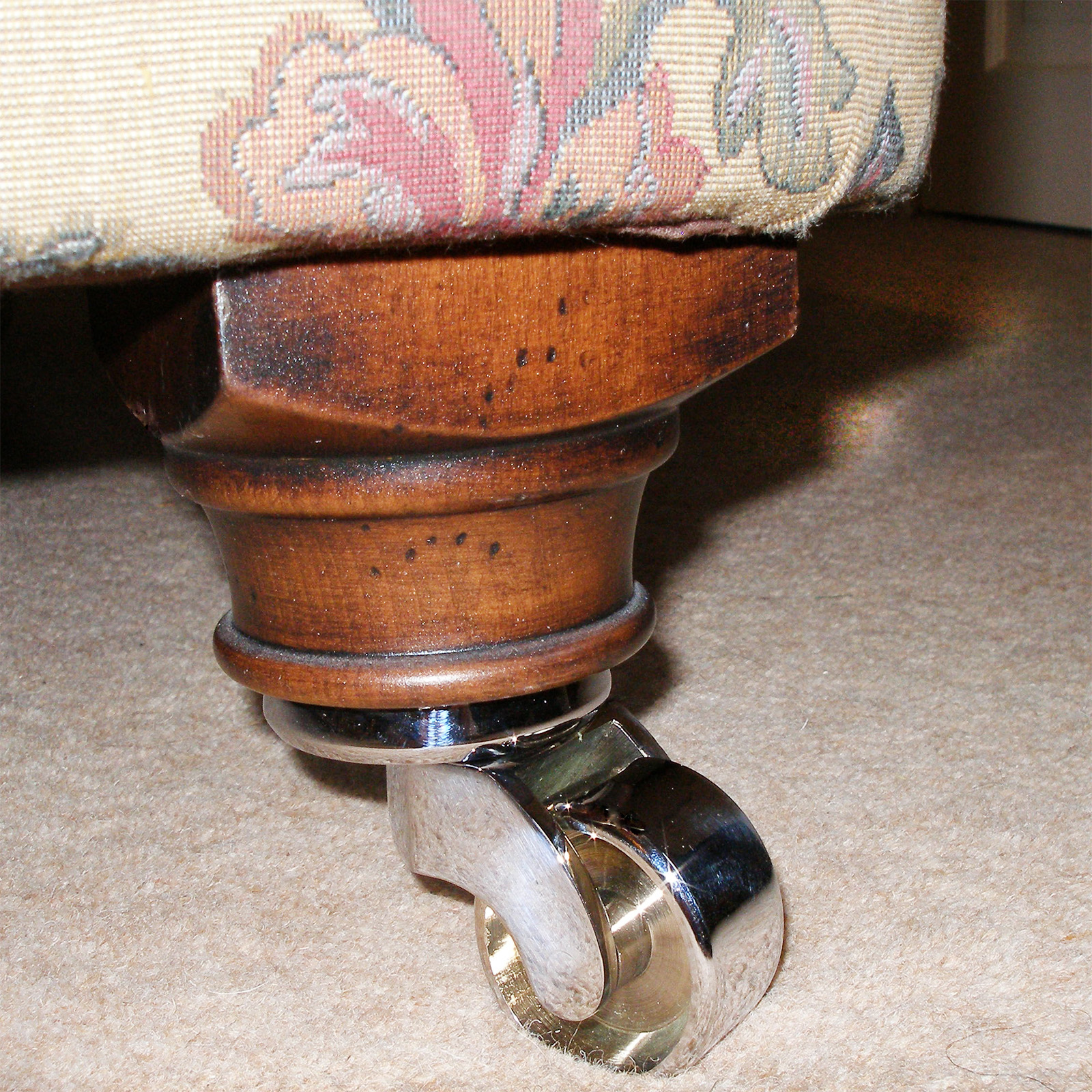 The Venetian with Castors