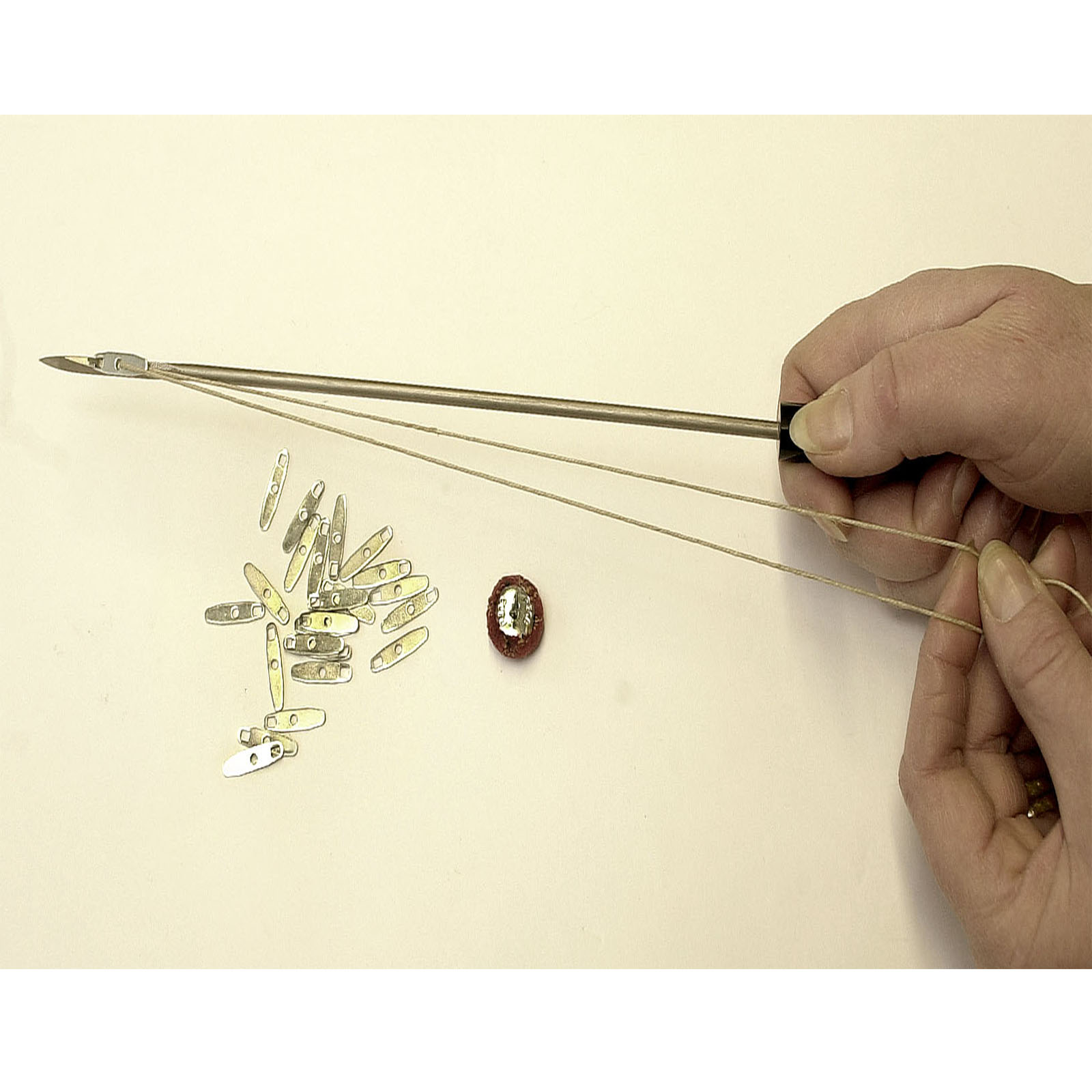 Auto Release Button Needle (Os 613)
